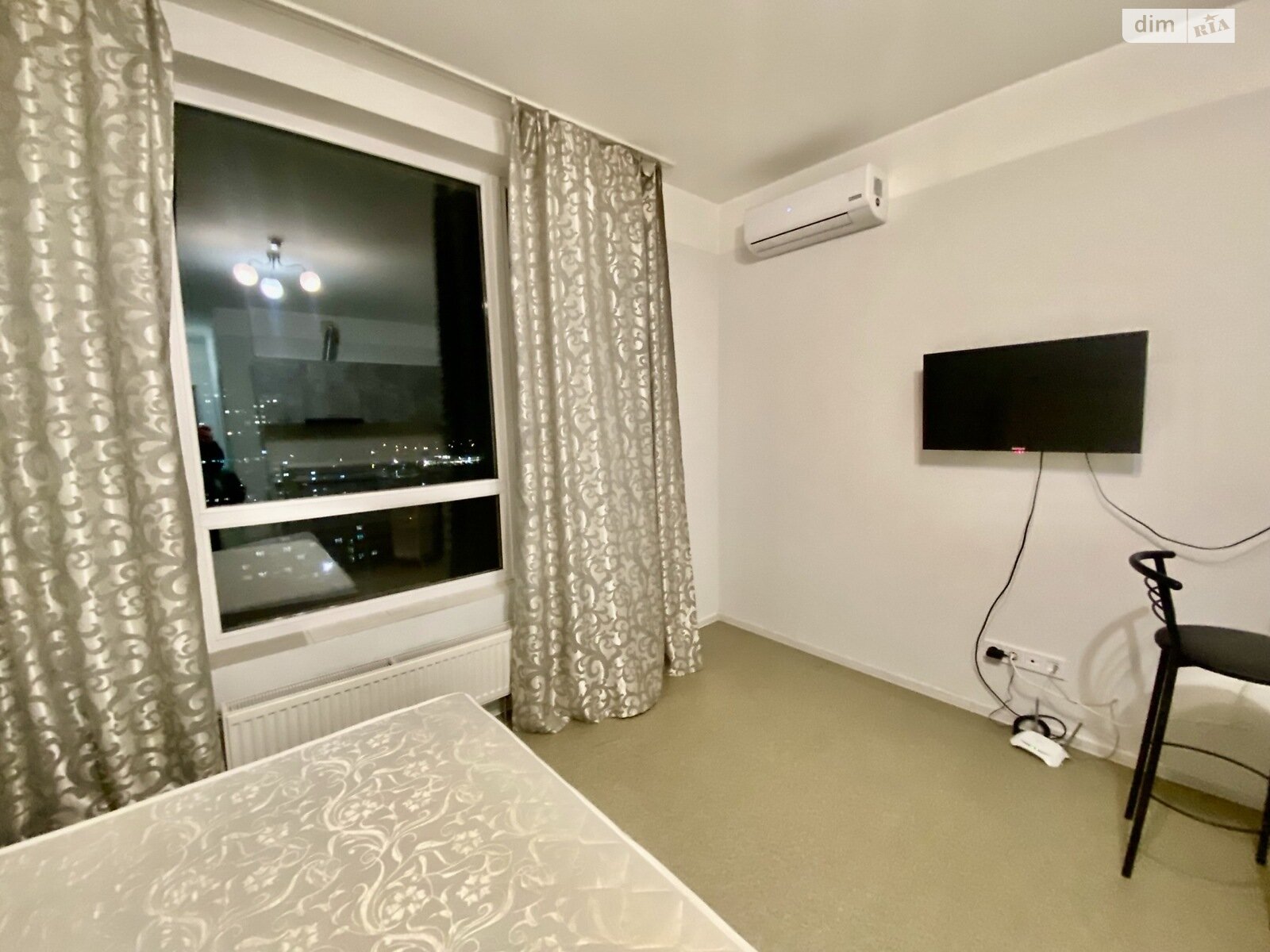 Продажа однокомнатной квартиры в Киеве, на ул. Каменская, район Харьковский Массив фото 1