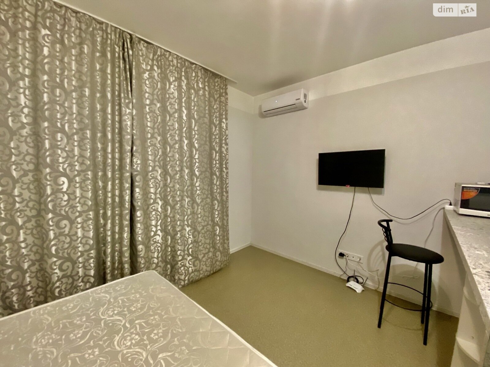 Продажа однокомнатной квартиры в Киеве, на ул. Каменская, район Харьковский Массив фото 1