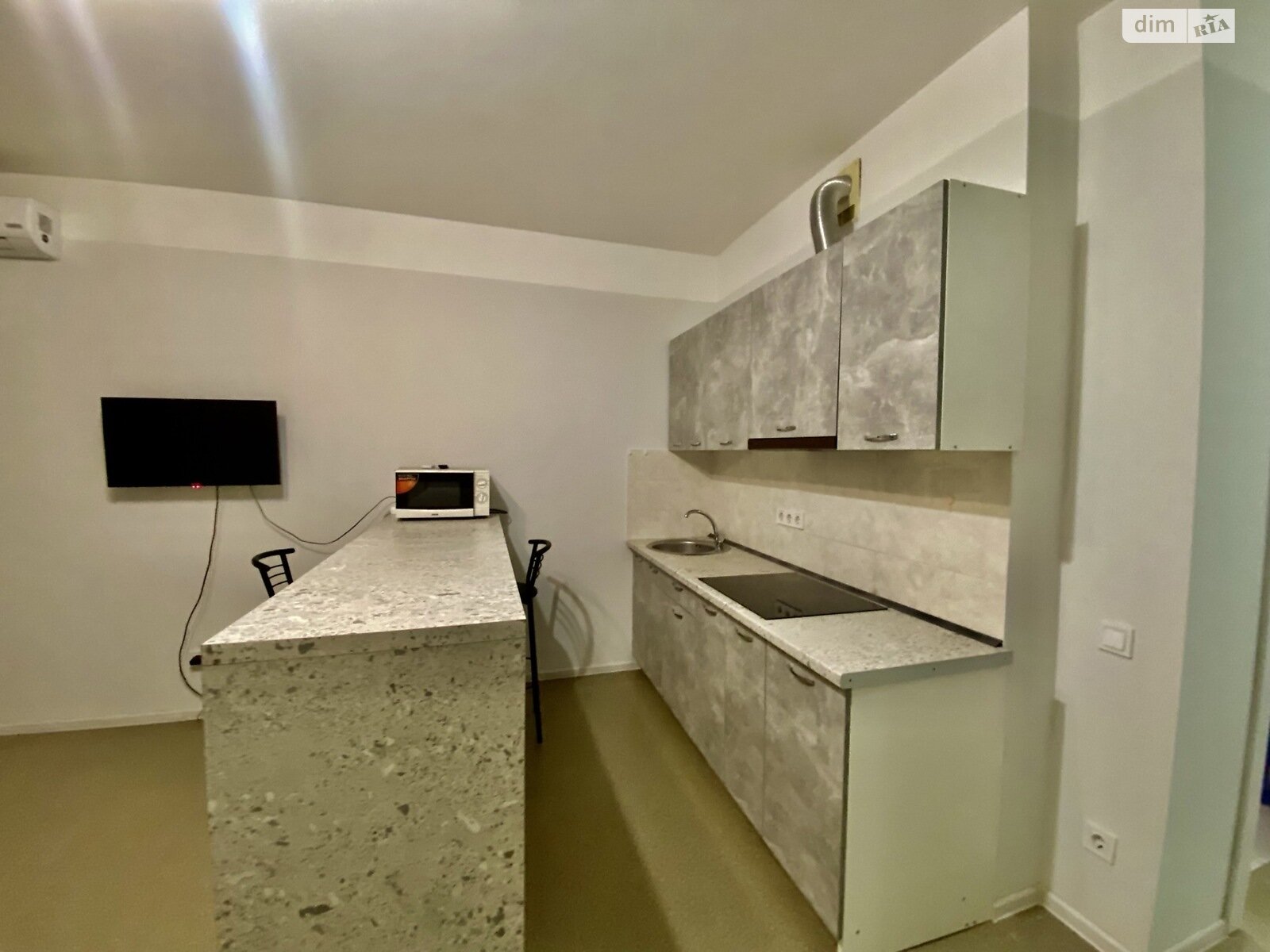 Продажа однокомнатной квартиры в Киеве, на ул. Каменская, район Харьковский Массив фото 1