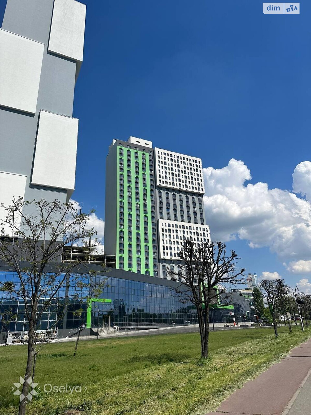 Продаж двокімнатної квартири в Києві, на просп. Миколи Бажана 17, район Харківський Масив фото 1 Продаж двокімнатної квартири в Києві, на просп. Миколи Бажана 17, район Харківський Масив фото 1