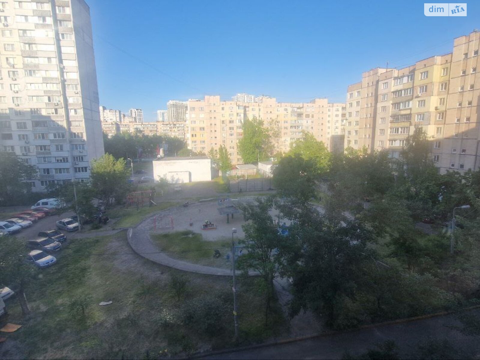 Продаж трикімнатної квартири в Києві, на просп. Миколи Бажана 9Б, кв. 195, район Харківський Масив фото 1 Продаж трикімнатної квартири в Києві, на просп. Миколи Бажана 9Б, кв. 195, район Харківський Масив фото 1