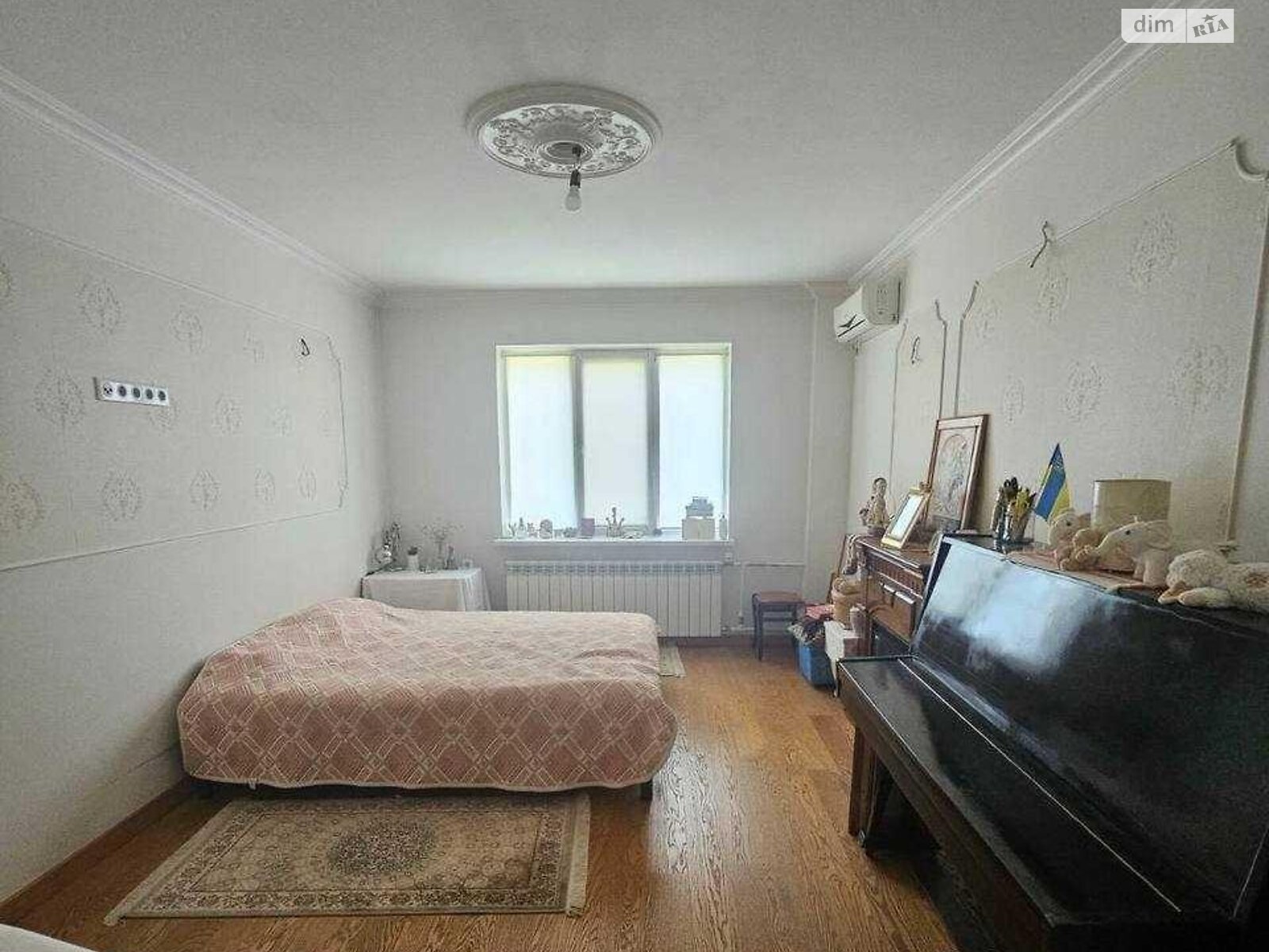 Продаж трикімнатної квартири в Києві, на просп. Миколи Бажана 7А, район Харківський Масив фото 1 Продаж трикімнатної квартири в Києві, на просп. Миколи Бажана 7А, район Харківський Масив фото 1