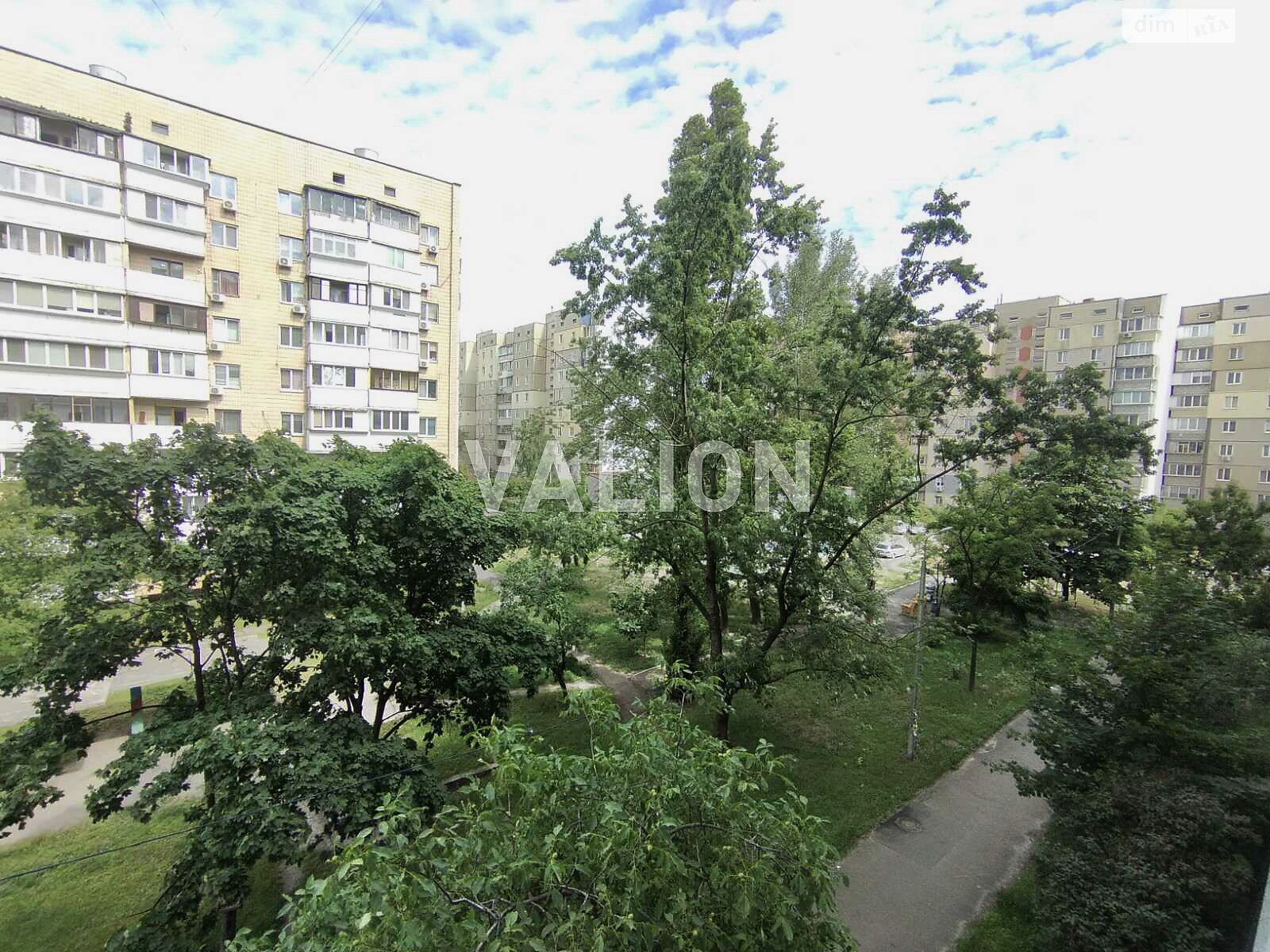 Продаж двокімнатної квартири в Києві, на просп. Миколи Бажана 9А, район Харківський Масив фото 1 Продаж двокімнатної квартири в Києві, на просп. Миколи Бажана 9А, район Харківський Масив фото 1