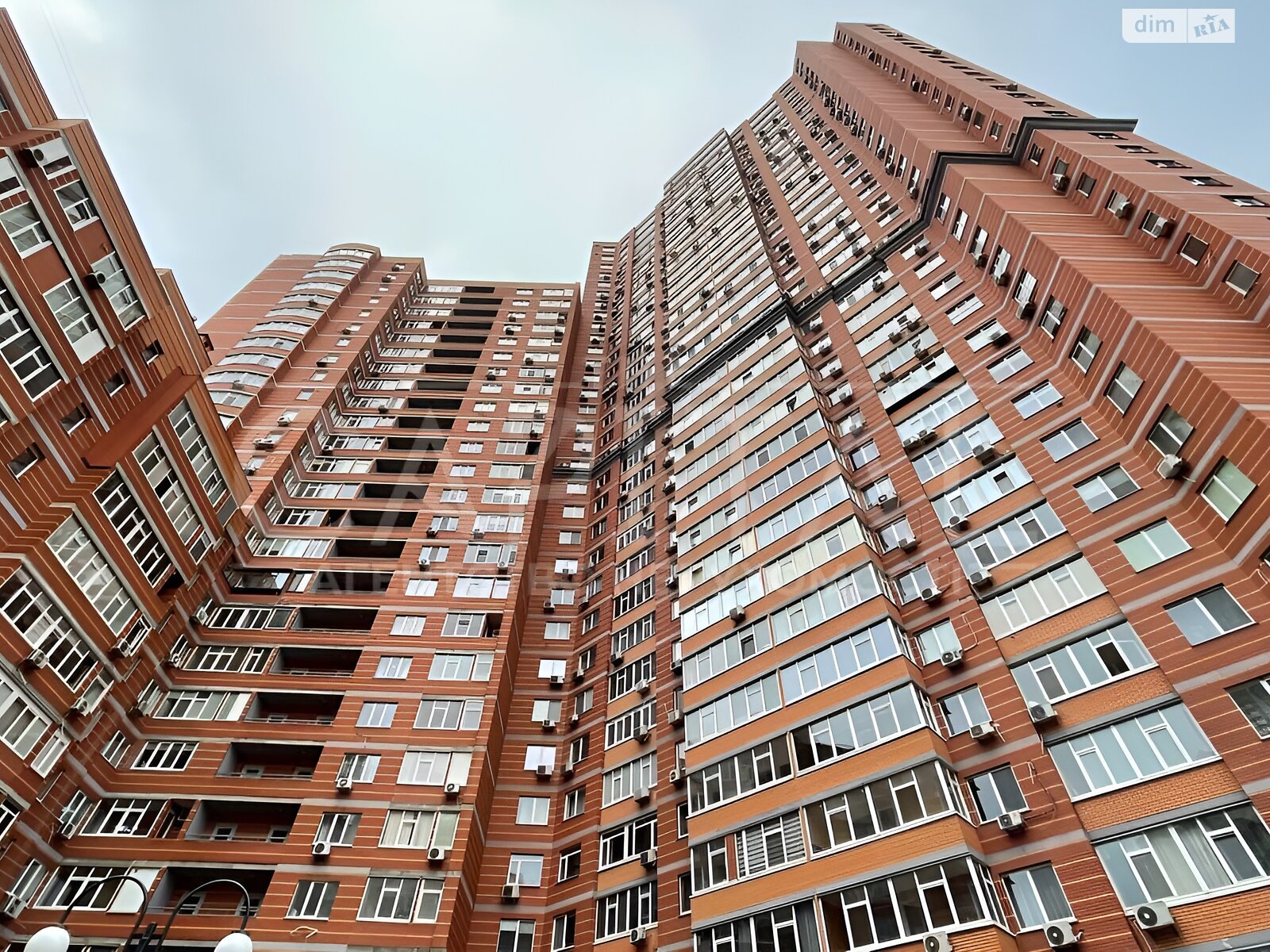 Продажа четырехкомнатной квартиры в Киеве, на ул. Ревуцкого 9, район Харьковский Массив фото 1 Продажа четырехкомнатной квартиры в Киеве, на ул. Ревуцкого 9, район Харьковский Массив фото 1