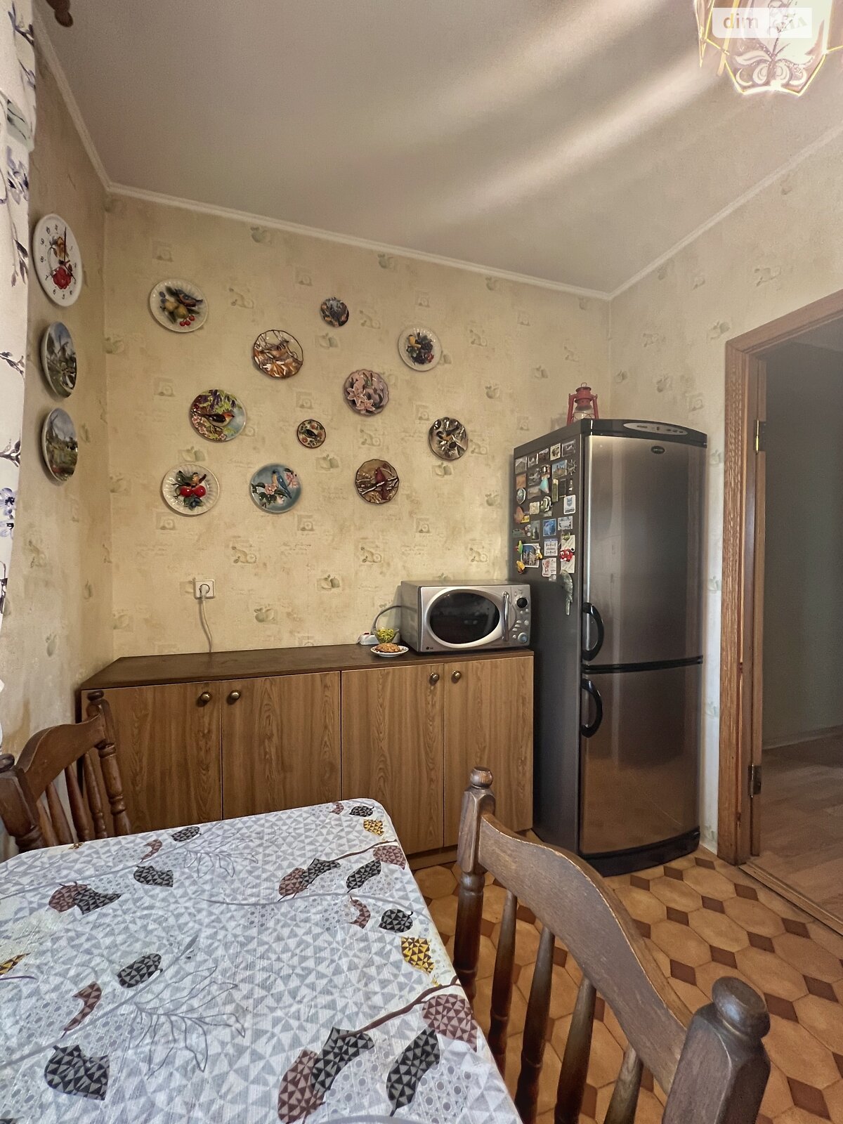 Продаж трикімнатної квартири в Києві, на вул. Ревуцького 11А, район Харківський Масив фото 1 Продаж трикімнатної квартири в Києві, на вул. Ревуцького 11А, район Харківський Масив фото 1