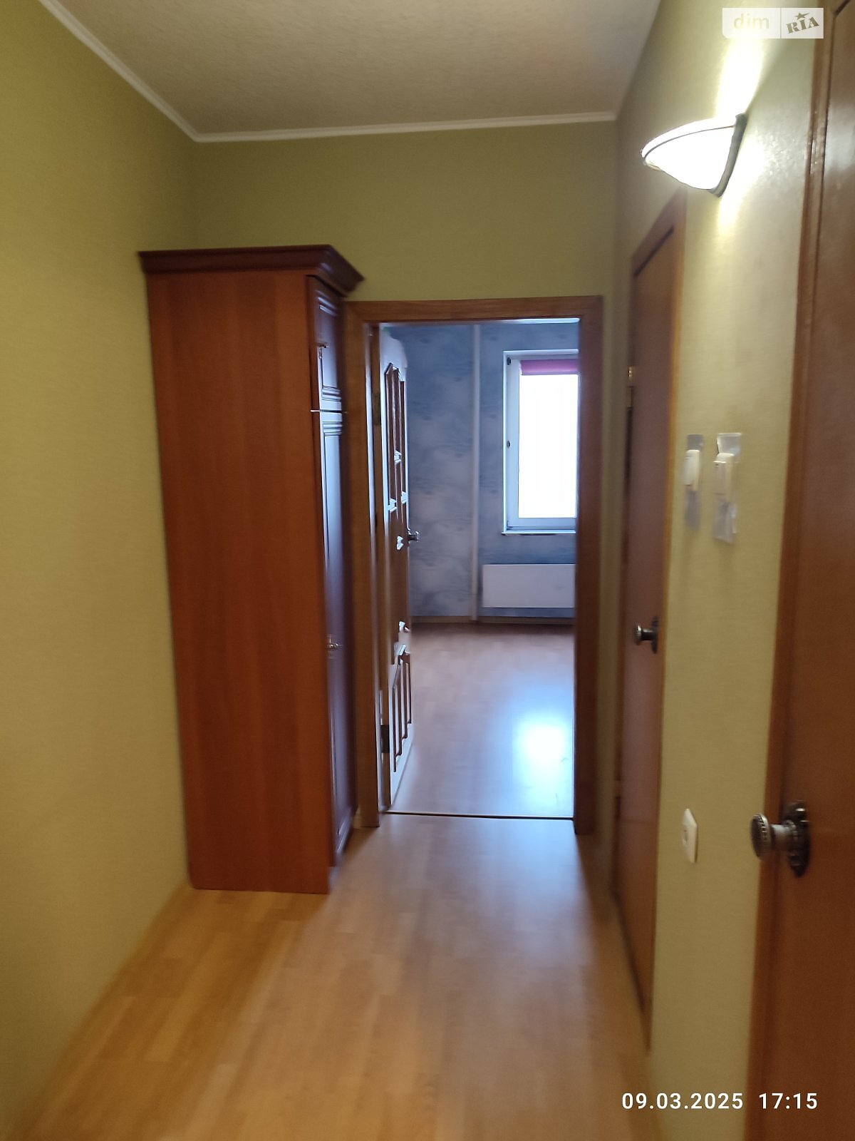 Продаж трикімнатної квартири в Києві, на вул. Ревуцького 11А, район Харківський Масив фото 1 Продаж трикімнатної квартири в Києві, на вул. Ревуцького 11А, район Харківський Масив фото 1