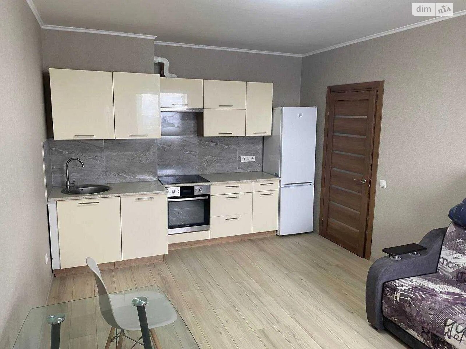 Продажа однокомнатной квартиры в Киеве, на ул. Ревуцкого 54, район Позняки фото 1 Продажа однокомнатной квартиры в Киеве, на ул. Ревуцкого 54, район Позняки фото 1