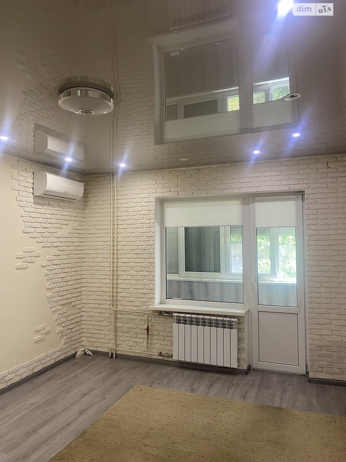 Продаж двокімнатної квартири в Києві, на вул. Ревуцького 35, район Харківський Масив фото 1 Продаж двокімнатної квартири в Києві, на вул. Ревуцького 35, район Харківський Масив фото 1
