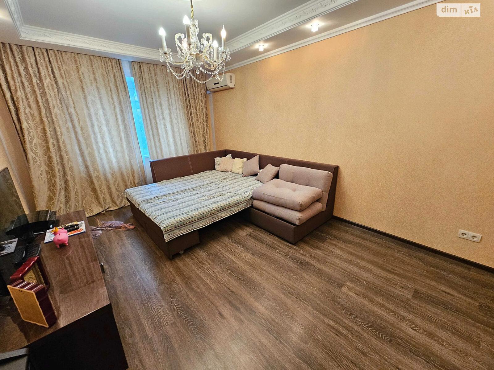 Продаж трикімнатної квартири в Києві, на вул. Тростянецька 8Б, район Харківський Масив фото 1 Продаж трикімнатної квартири в Києві, на вул. Тростянецька 8Б, район Харківський Масив фото 1