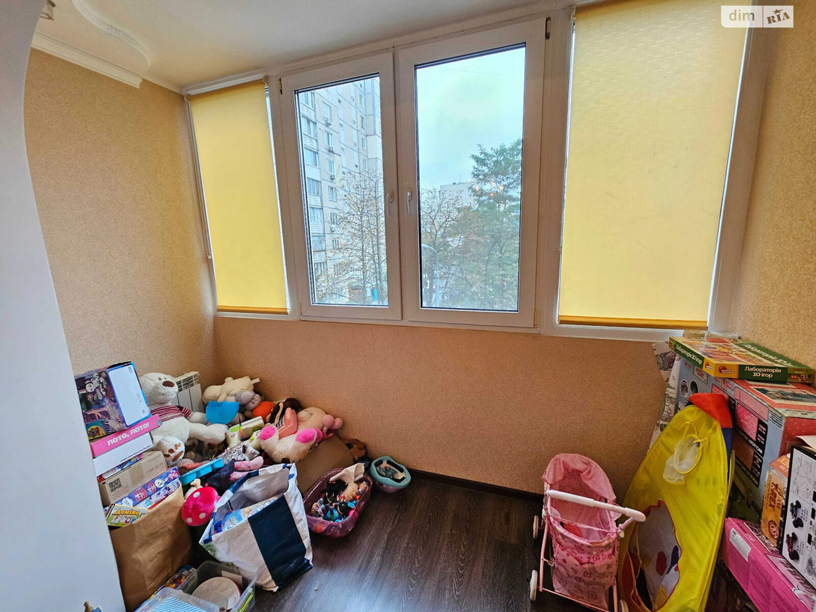 Продаж трикімнатної квартири в Києві, на вул. Тростянецька 8Б, район Харківський Масив фото 1 Продаж трикімнатної квартири в Києві, на вул. Тростянецька 8Б, район Харківський Масив фото 1