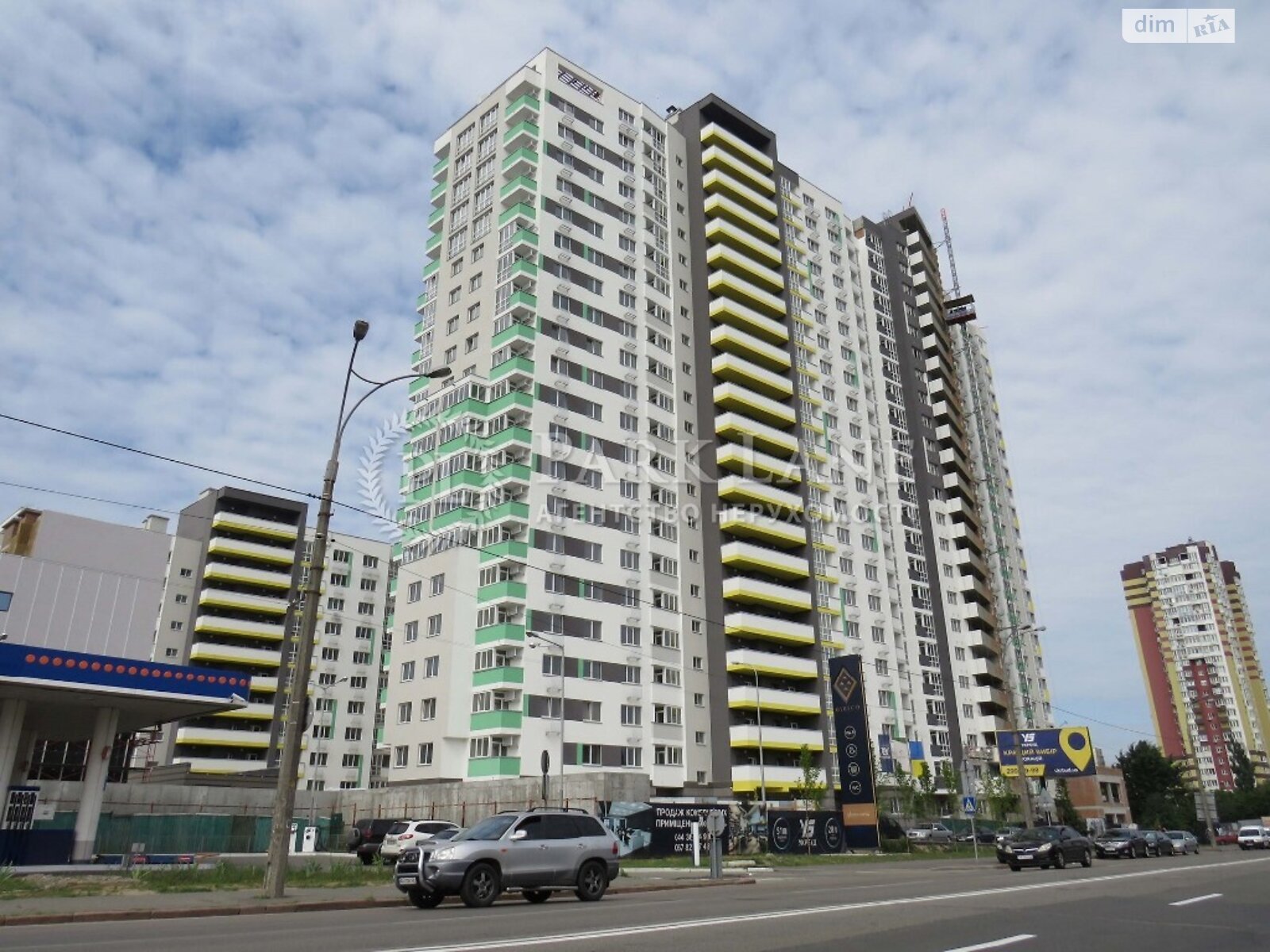 Продаж трикімнатної квартири в Києві, на шосе Харківське 190, фото 1