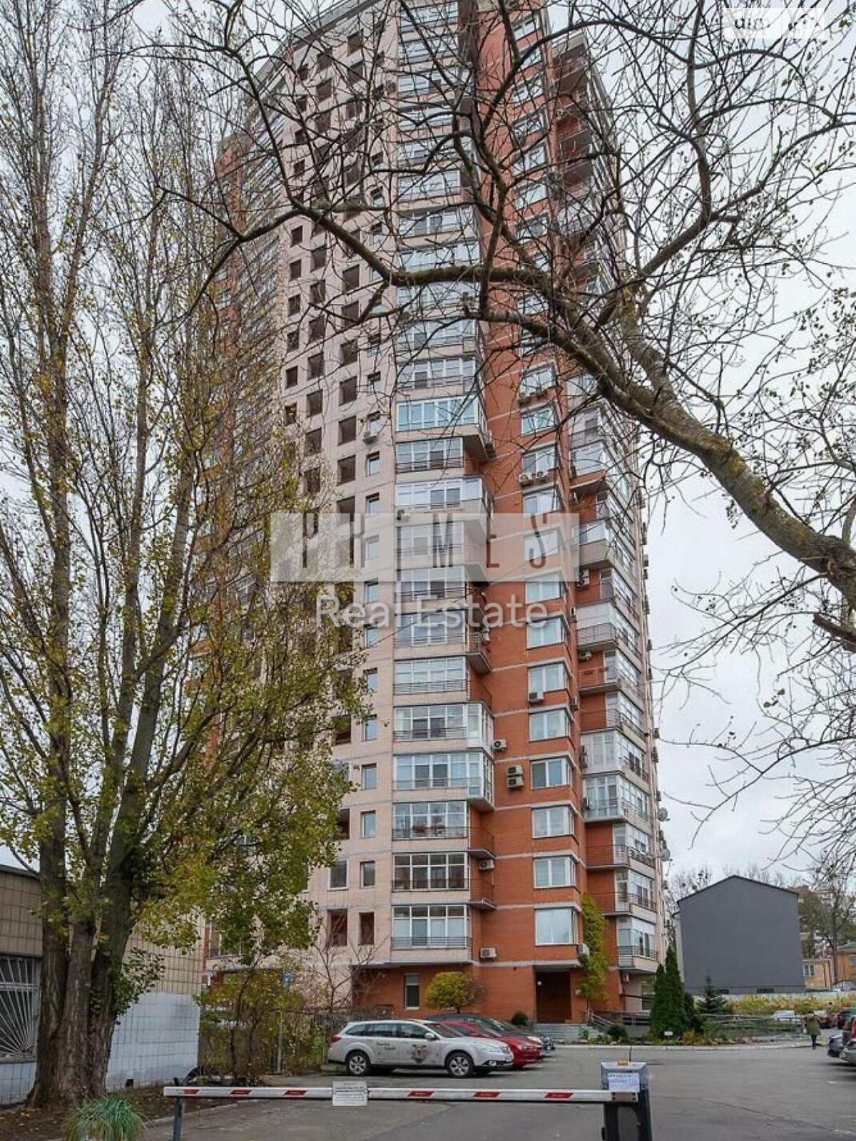 Продажа трехкомнатной квартиры в Киеве, на ул. Ирпенская 69Б, фото 1 Продажа трехкомнатной квартиры в Киеве, на ул. Ирпенская 69Б, фото 1