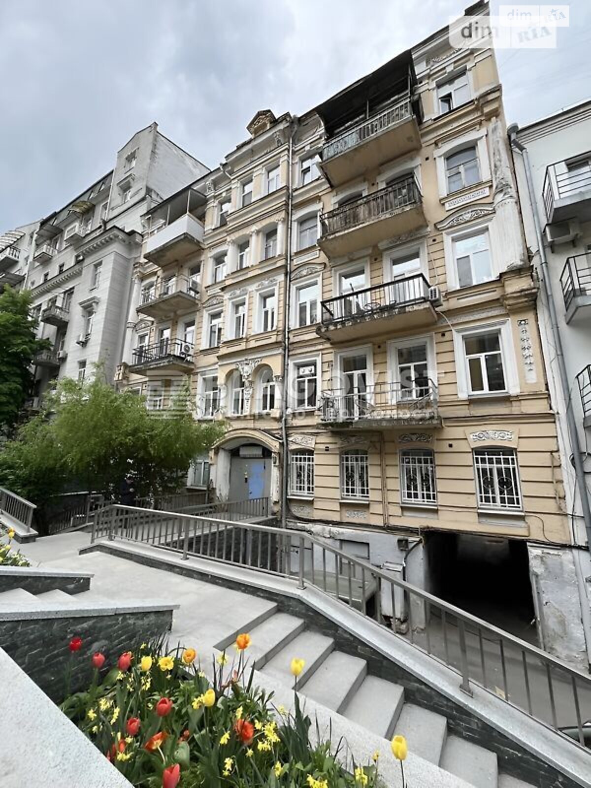 Продажа трехкомнатной квартиры в Киеве, на ул. Ивана Франко 20, фото 1 Продажа трехкомнатной квартиры в Киеве, на ул. Ивана Франко 20, фото 1