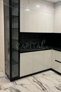Продаж трикімнатної квартири в Києві, на вул. Івана Виговського 10С, фото 2