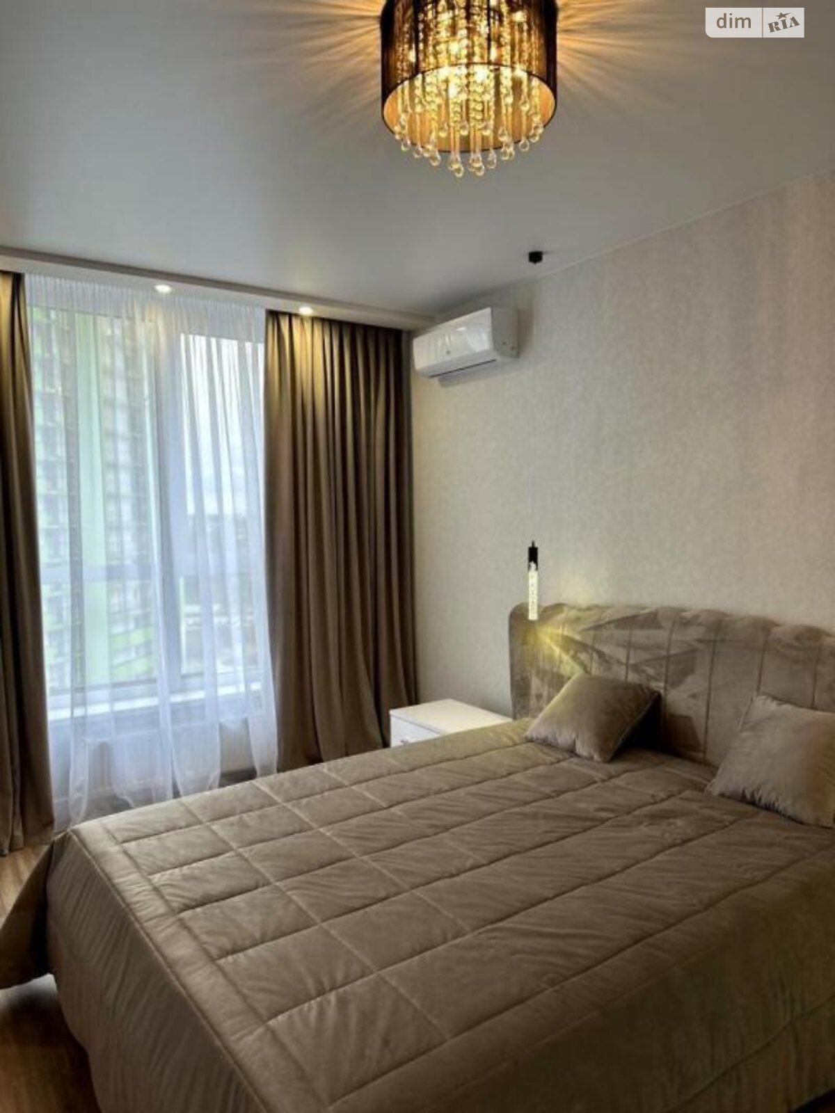 Продаж однокімнатної квартири в Києві, на вул. Івана Виговського 10Д, фото 1 Продаж однокімнатної квартири в Києві, на вул. Івана Виговського 10Д, фото 1