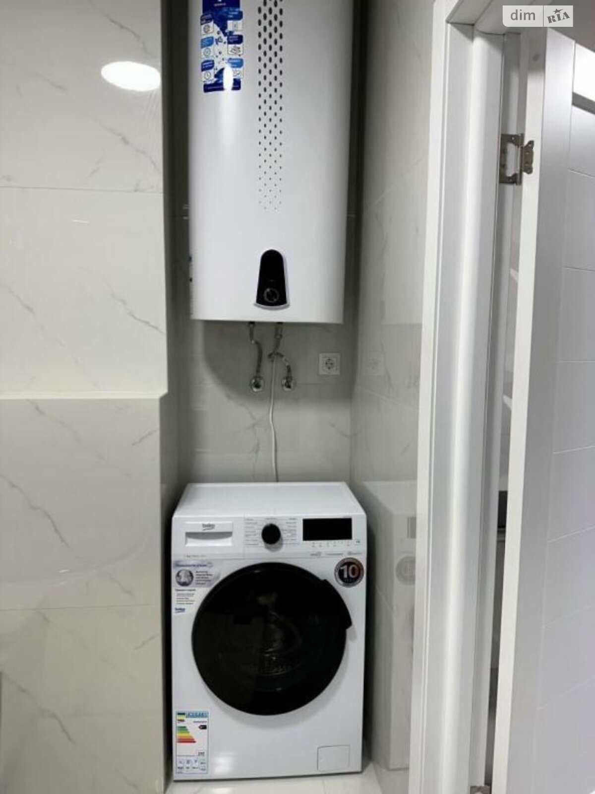 Продаж однокімнатної квартири в Києві, на вул. Івана Виговського 10Д, фото 1 Продаж однокімнатної квартири в Києві, на вул. Івана Виговського 10Д, фото 1