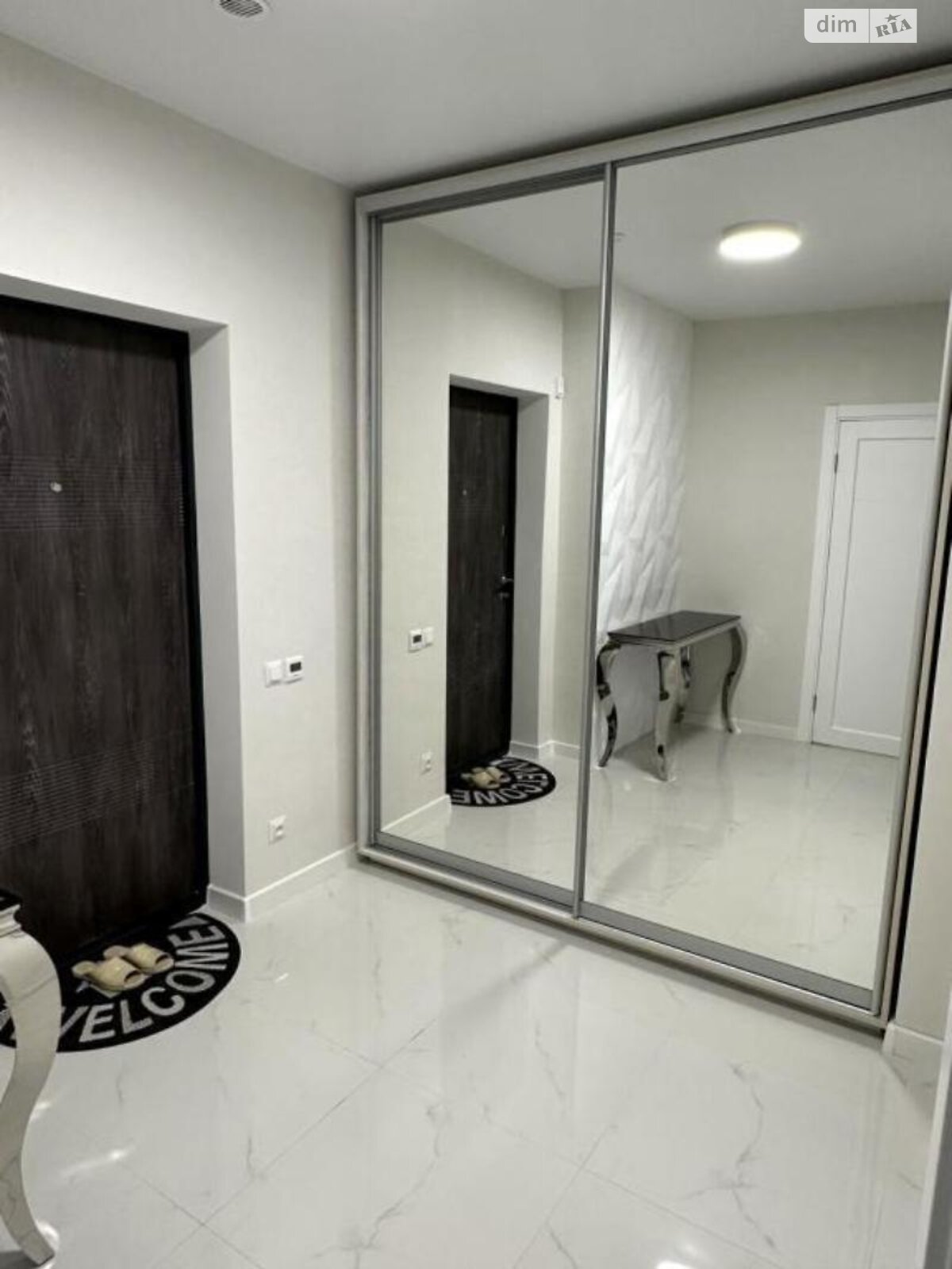 Продаж однокімнатної квартири в Києві, на вул. Івана Виговського 10Д, фото 1 Продаж однокімнатної квартири в Києві, на вул. Івана Виговського 10Д, фото 1