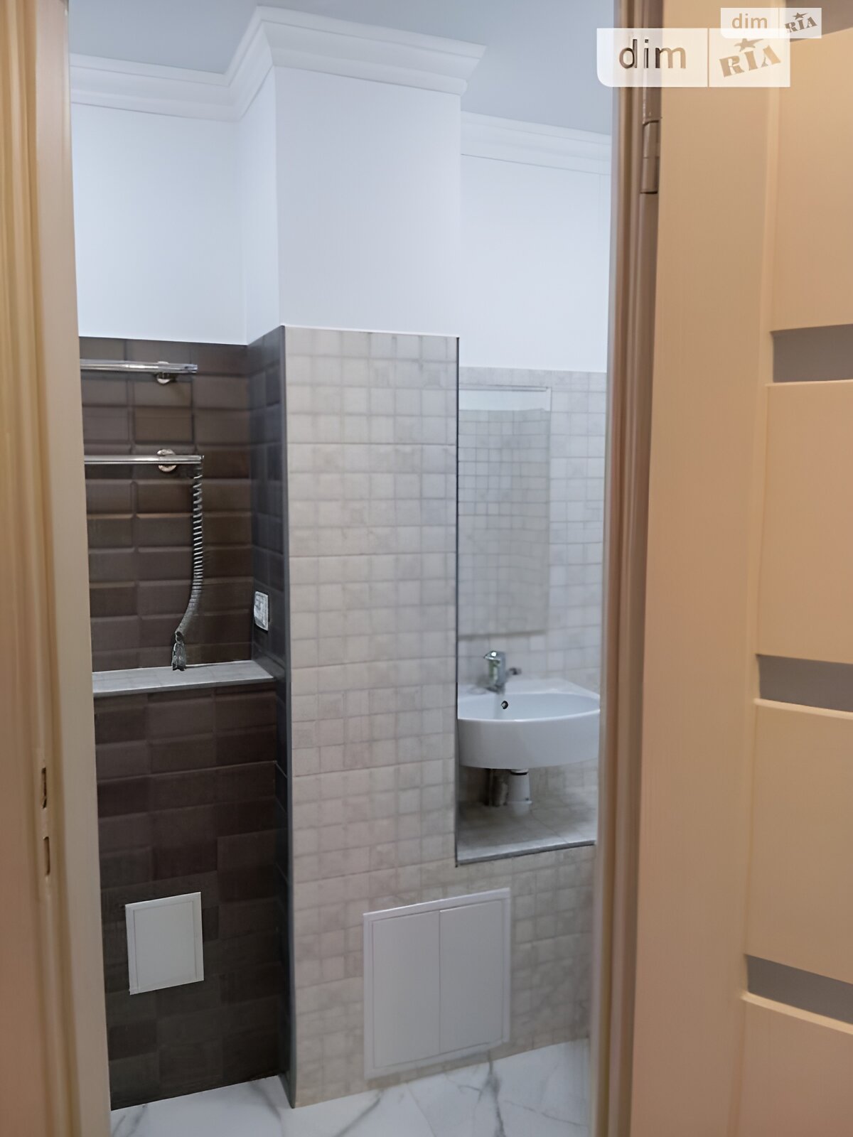 Продаж двокімнатної квартири в Києві, на вул. Романа Ратушного 41, район Залізничний Масив фото 1 Продаж двокімнатної квартири в Києві, на вул. Романа Ратушного 41, район Залізничний Масив фото 1