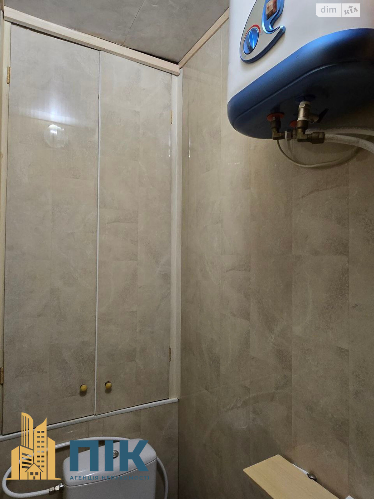 Продажа двухкомнатной квартиры в Киеве, на ул. Романа Ратушного 33, район Железнодорожный Массив фото 1 Продажа двухкомнатной квартиры в Киеве, на ул. Романа Ратушного 33, район Железнодорожный Массив фото 1
