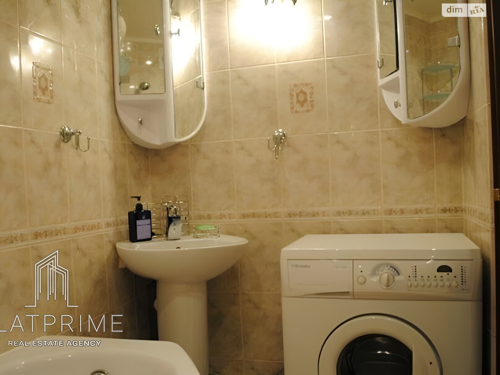 Продажа двухкомнатной квартиры в Киеве, на ул. Романа Ратушного 41, район Железнодорожный Массив фото 1 Продажа двухкомнатной квартиры в Киеве, на ул. Романа Ратушного 41, район Железнодорожный Массив фото 1