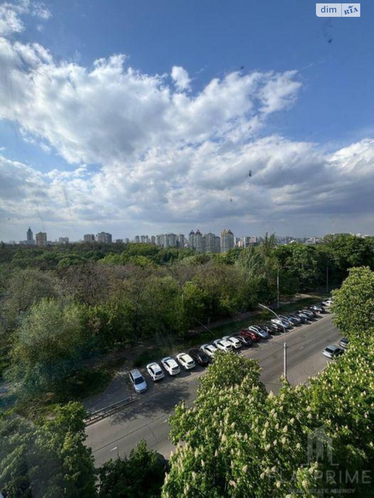 Продаж двокімнатної квартири в Києві, на вул. Романа Ратушного 37, район Залізничний Масив фото 1 Продаж двокімнатної квартири в Києві, на вул. Романа Ратушного 37, район Залізничний Масив фото 1