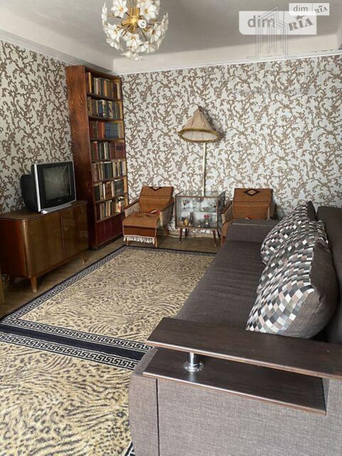 Продажа двухкомнатной квартиры в Киеве, на ул. Романа Ратушного 33, район Железнодорожный Массив фото 1 Продажа двухкомнатной квартиры в Киеве, на ул. Романа Ратушного 33, район Железнодорожный Массив фото 1