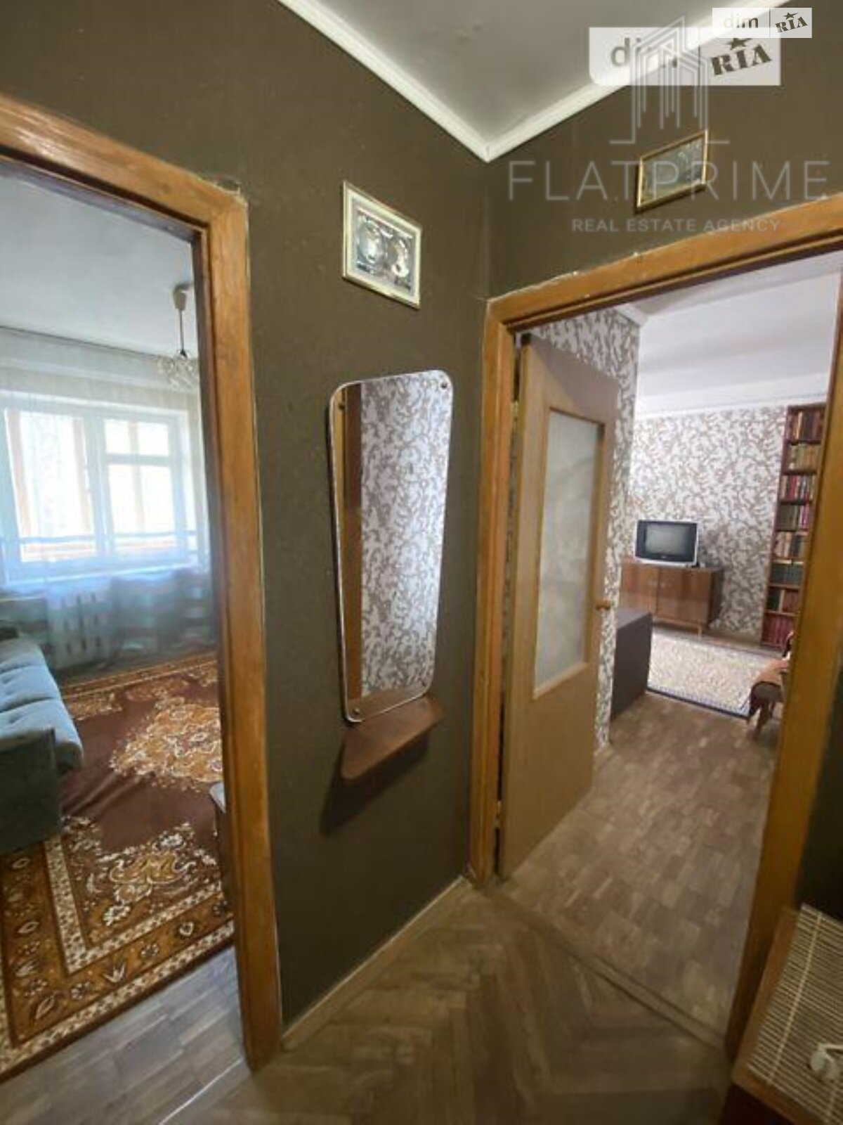Продажа двухкомнатной квартиры в Киеве, на ул. Романа Ратушного 33, район Железнодорожный Массив фото 1 Продажа двухкомнатной квартиры в Киеве, на ул. Романа Ратушного 33, район Железнодорожный Массив фото 1