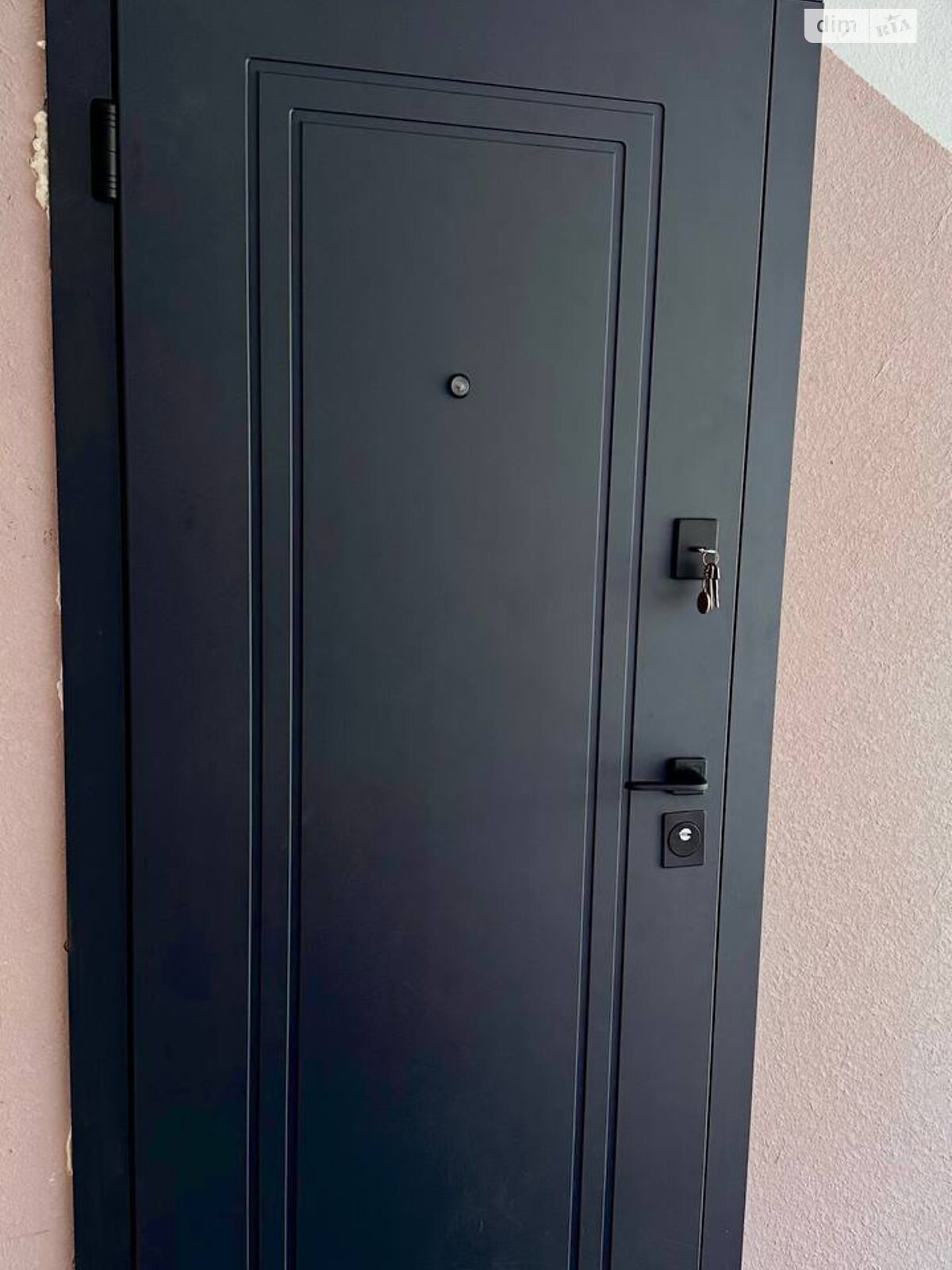 Продажа двухкомнатной квартиры в Киеве, на ул. Романа Ратушного 41, район Железнодорожный Массив фото 1 Продажа двухкомнатной квартиры в Киеве, на ул. Романа Ратушного 41, район Железнодорожный Массив фото 1