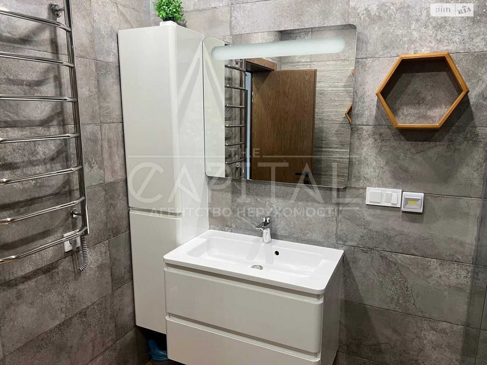 Продаж трикімнатної квартири в Києві, на вул. Журавлина 2, район Жуляни фото 1