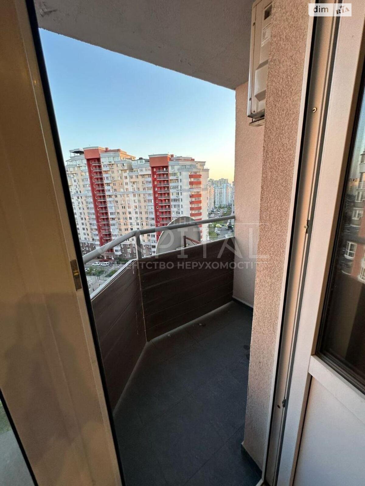 Продажа пятикомнатной квартиры в Киеве, на ул. Михаила Максимовича 32, район Жуляны фото 1 Продажа пятикомнатной квартиры в Киеве, на ул. Михаила Максимовича 32, район Жуляны фото 1
