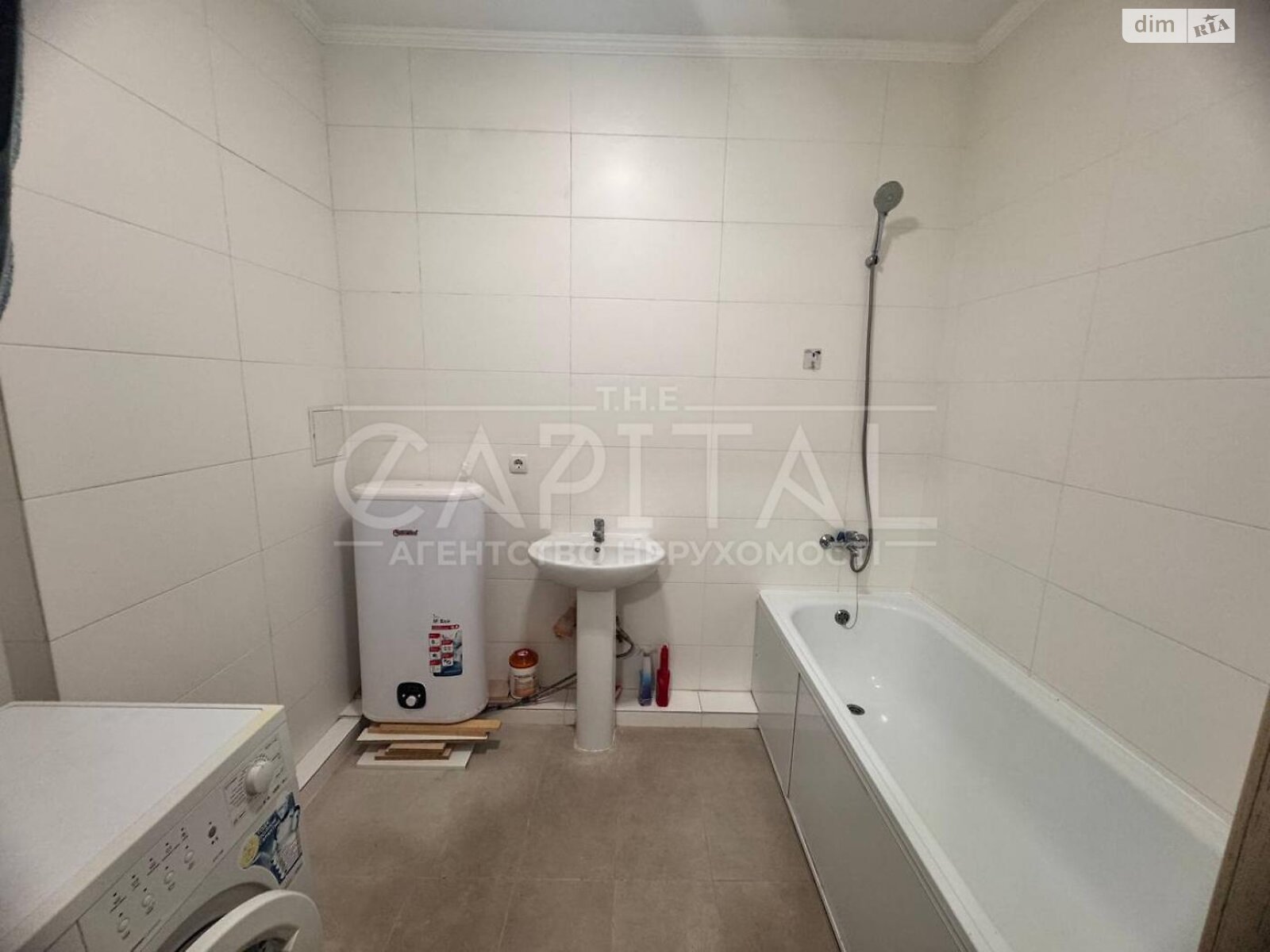 Продажа трехкомнатной квартиры в Киеве, на ул. Михаила Максимовича, район Жуляны фото 1