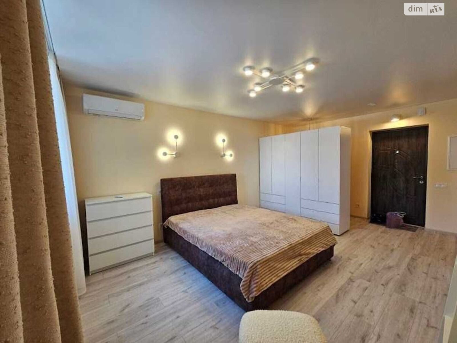 Продажа однокомнатной квартиры в Киеве, на ул. Михаила Максимовича 32, район Жуляны фото 1 Продажа однокомнатной квартиры в Киеве, на ул. Михаила Максимовича 32, район Жуляны фото 1