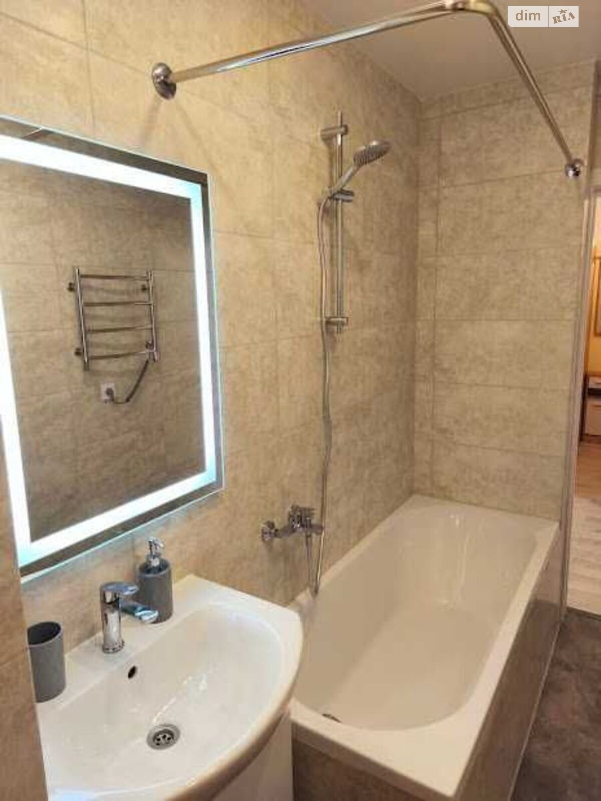 Продажа однокомнатной квартиры в Киеве, на ул. Михаила Максимовича 32, район Жуляны фото 1 Продажа однокомнатной квартиры в Киеве, на ул. Михаила Максимовича 32, район Жуляны фото 1