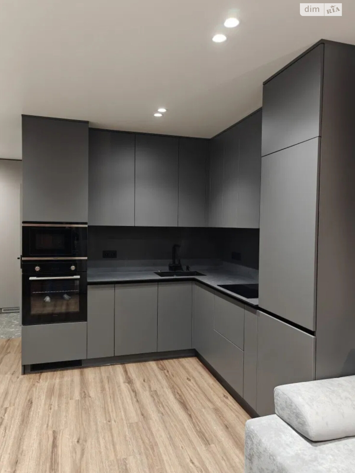 Продажа однокомнатной квартиры в Киеве, на ул. Михаила Максимовича 32А, район Жуляны фото 1