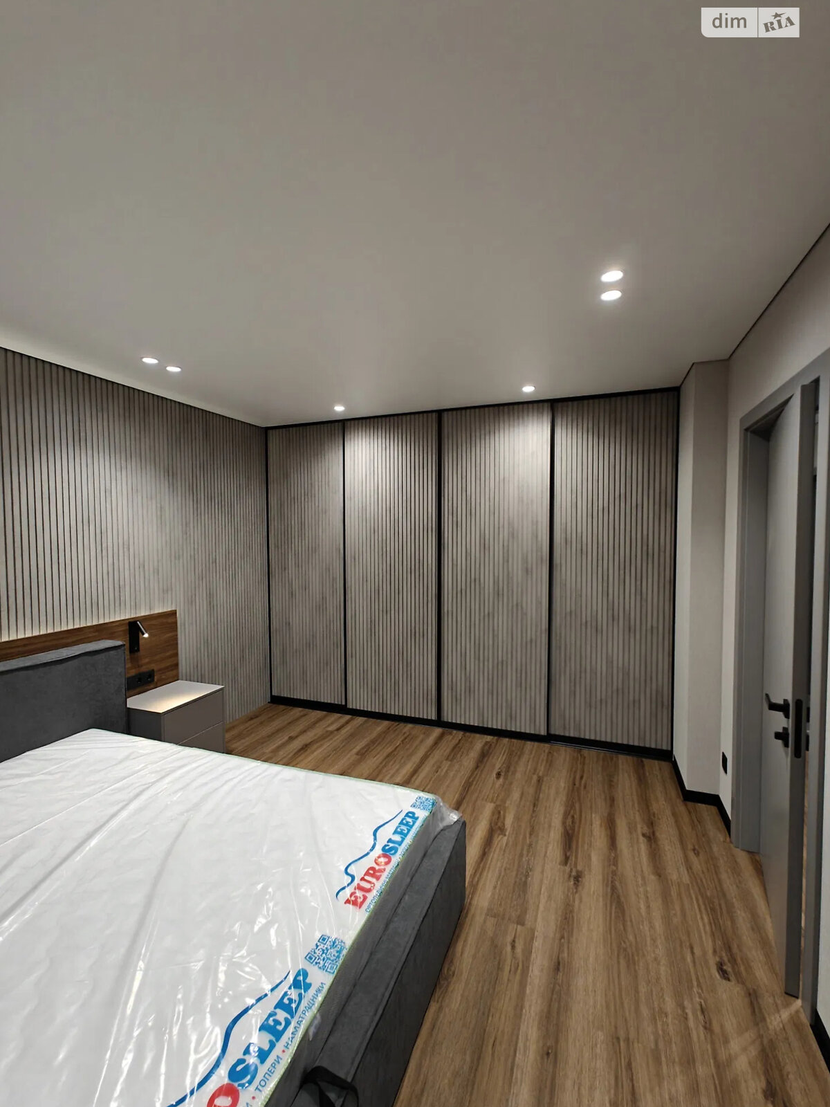 Продажа однокомнатной квартиры в Киеве, на ул. Михаила Максимовича 32А, район Жуляны фото 1