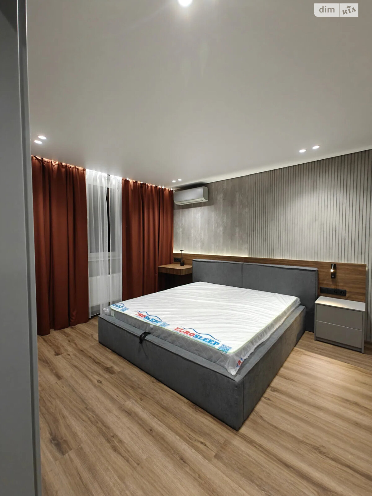 Продажа однокомнатной квартиры в Киеве, на ул. Михаила Максимовича 32А, район Жуляны фото 1