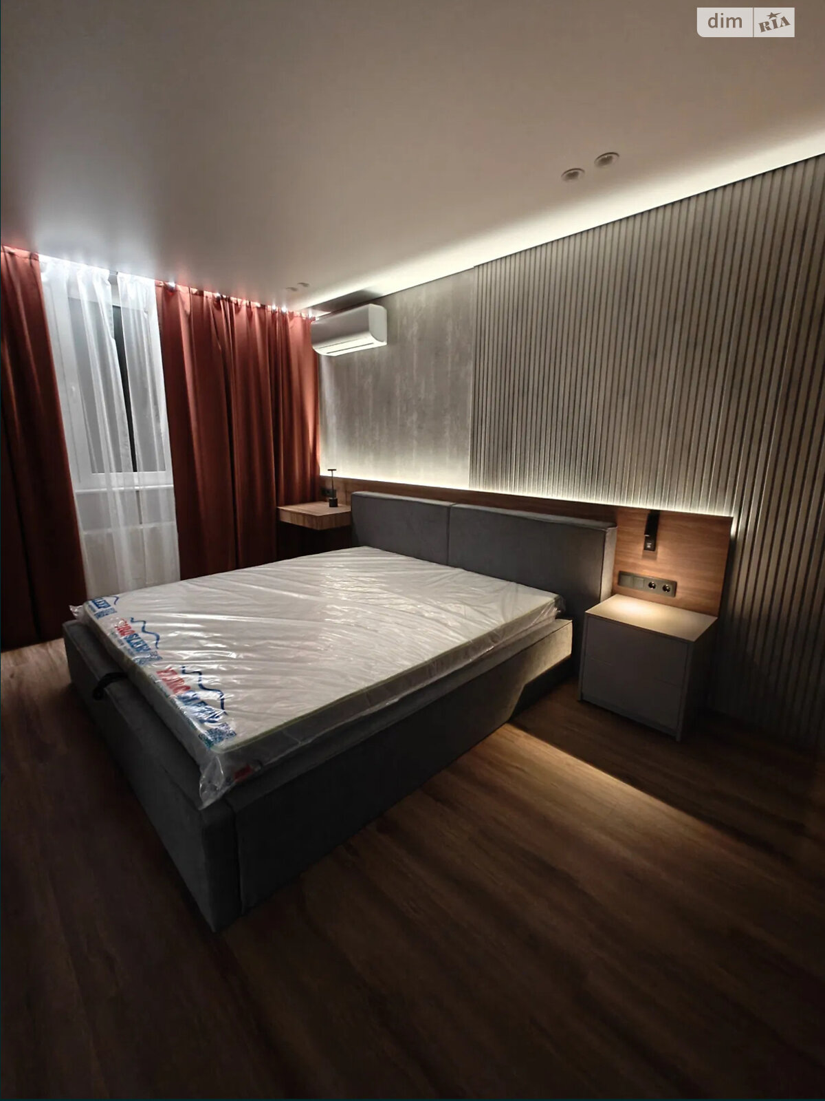 Продажа однокомнатной квартиры в Киеве, на ул. Михаила Максимовича 32А, район Жуляны фото 1