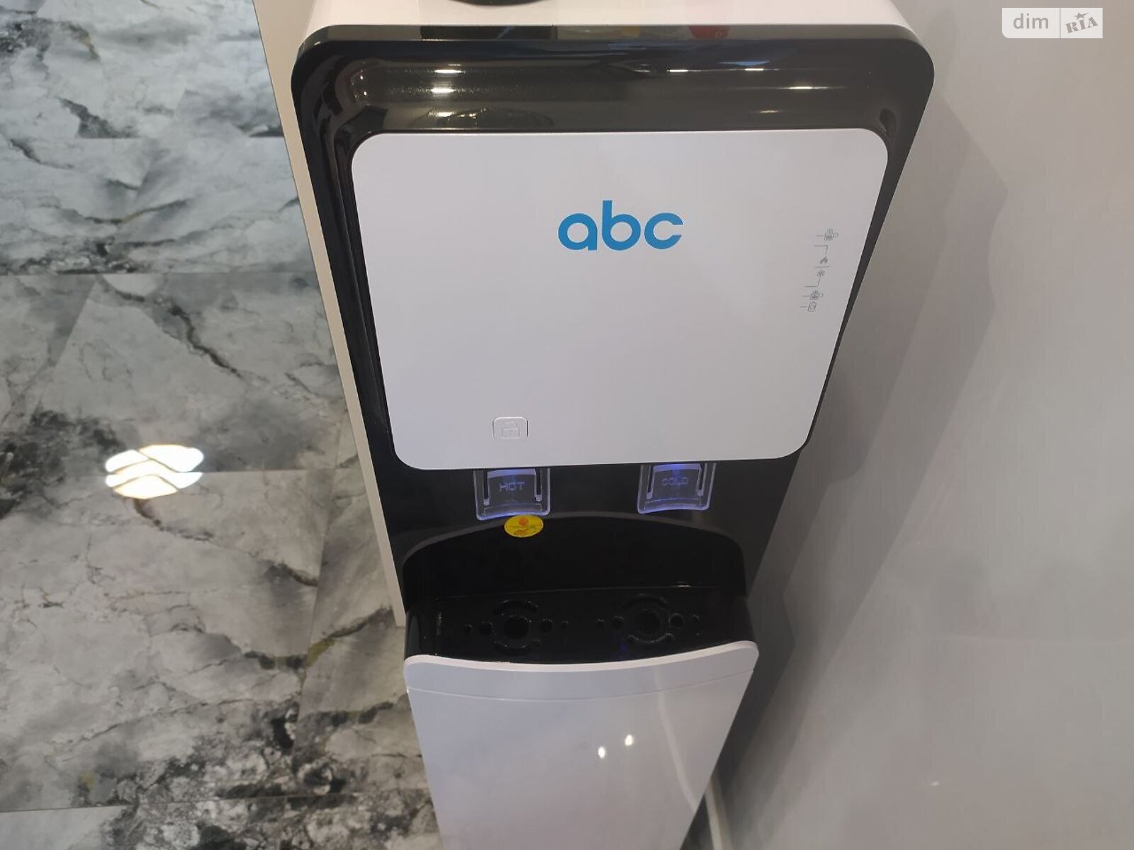 Продажа двухкомнатной квартиры в Киеве, на ул. Юношеская 2, район Жуляны фото 1 Продажа двухкомнатной квартиры в Киеве, на ул. Юношеская 2, район Жуляны фото 1