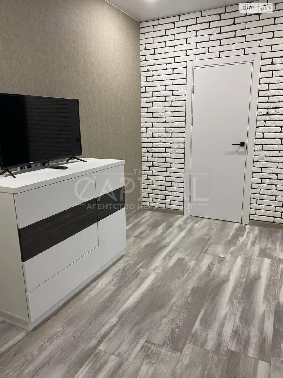 Продажа однокомнатной квартиры в Киеве, на ул. Юношеская 10, район Жуляны фото 1 Продажа однокомнатной квартиры в Киеве, на ул. Юношеская 10, район Жуляны фото 1