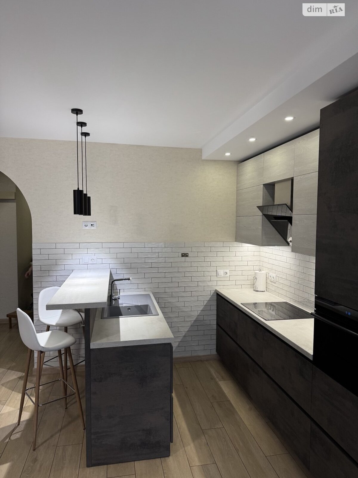 Продажа двухкомнатной квартиры в Киеве, на ул. Юношеская 4, район Жуляны фото 1 Продажа двухкомнатной квартиры в Киеве, на ул. Юношеская 4, район Жуляны фото 1