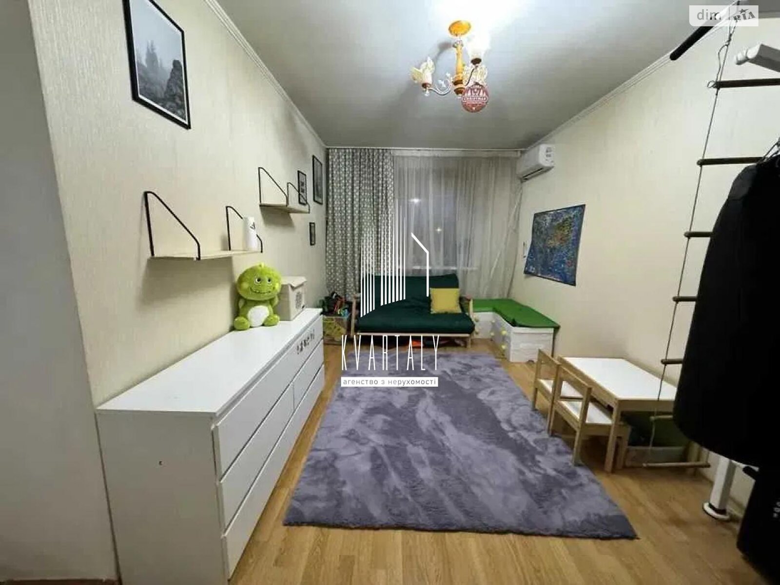 Продаж чотирикімнатної квартири в Києві, на вул. Августина Волошина 2А, район Караваєві Дачі фото 1 Продаж чотирикімнатної квартири в Києві, на вул. Августина Волошина 2А, район Караваєві Дачі фото 1