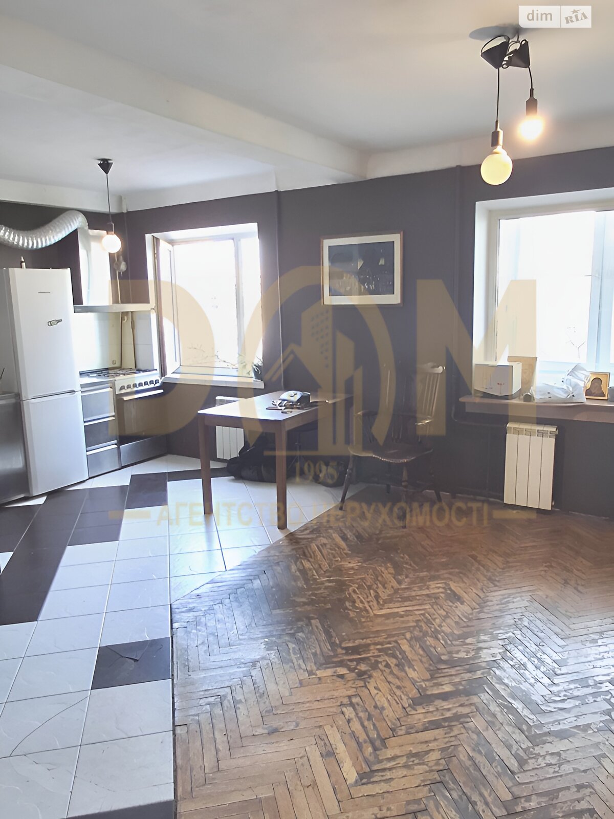 Продаж трикімнатної квартири в Києві, на вул. Борщагівська 139/141, район Караваєві Дачі фото 1 Продаж трикімнатної квартири в Києві, на вул. Борщагівська 139/141, район Караваєві Дачі фото 1