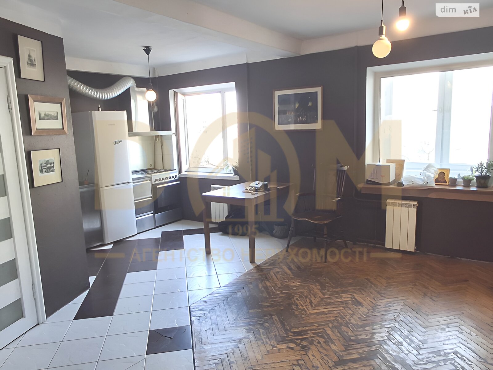 Продаж трикімнатної квартири в Києві, на вул. Борщагівська 139/141, район Караваєві Дачі фото 1 Продаж трикімнатної квартири в Києві, на вул. Борщагівська 139/141, район Караваєві Дачі фото 1