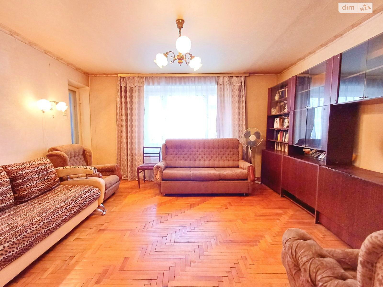 Продаж трикімнатної квартири в Києві, на вул. Борщагівська 173/187, район Караваєві Дачі фото 1 Продаж трикімнатної квартири в Києві, на вул. Борщагівська 173/187, район Караваєві Дачі фото 1
