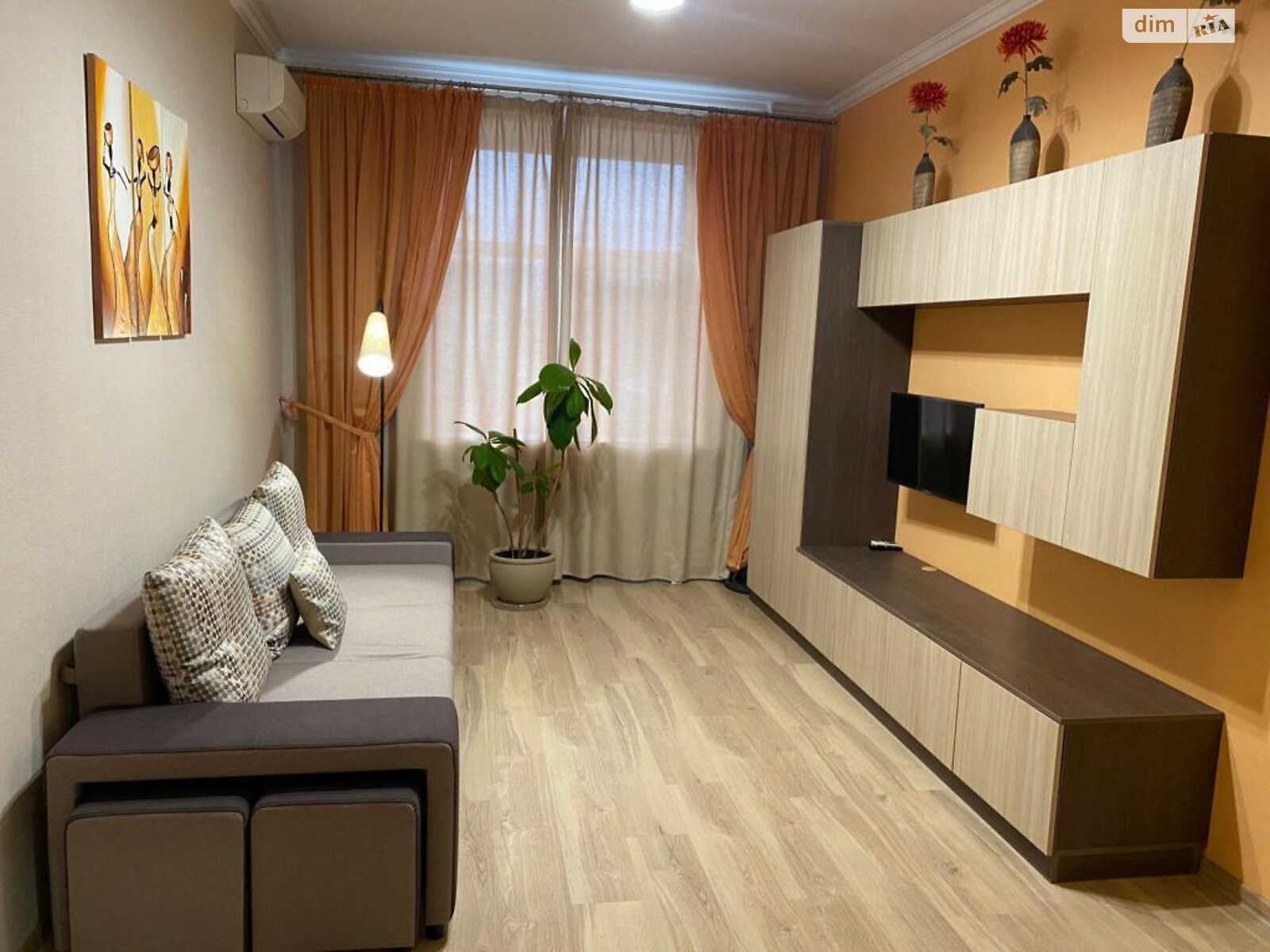 Продажа трехкомнатной квартиры в Киеве, на ул. Борщаговская 195/43, район Караваевы Дачи фото 1 Продажа трехкомнатной квартиры в Киеве, на ул. Борщаговская 195/43, район Караваевы Дачи фото 1