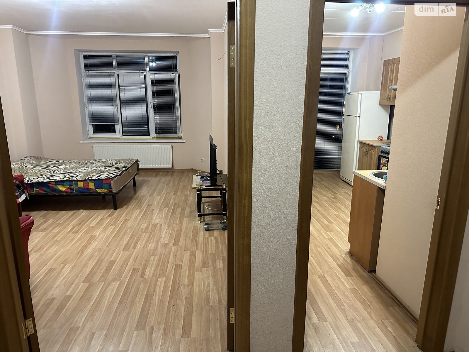 Продаж однокімнатної квартири в Києві, на вул. Дашавська 25, район Караваєві Дачі фото 1 Продаж однокімнатної квартири в Києві, на вул. Дашавська 25, район Караваєві Дачі фото 1