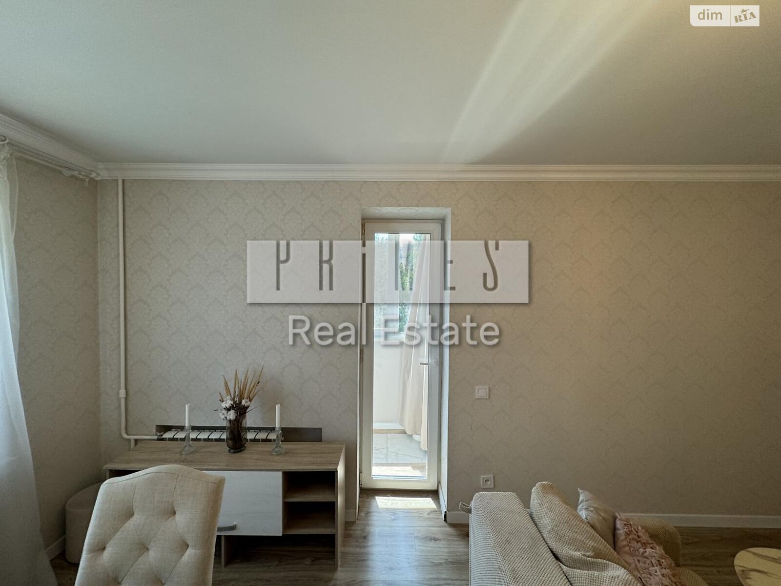 Продажа трехкомнатной квартиры в Киеве, на ул. Дашавская, район Караваевы Дачи фото 1 Продажа трехкомнатной квартиры в Киеве, на ул. Дашавская, район Караваевы Дачи фото 1