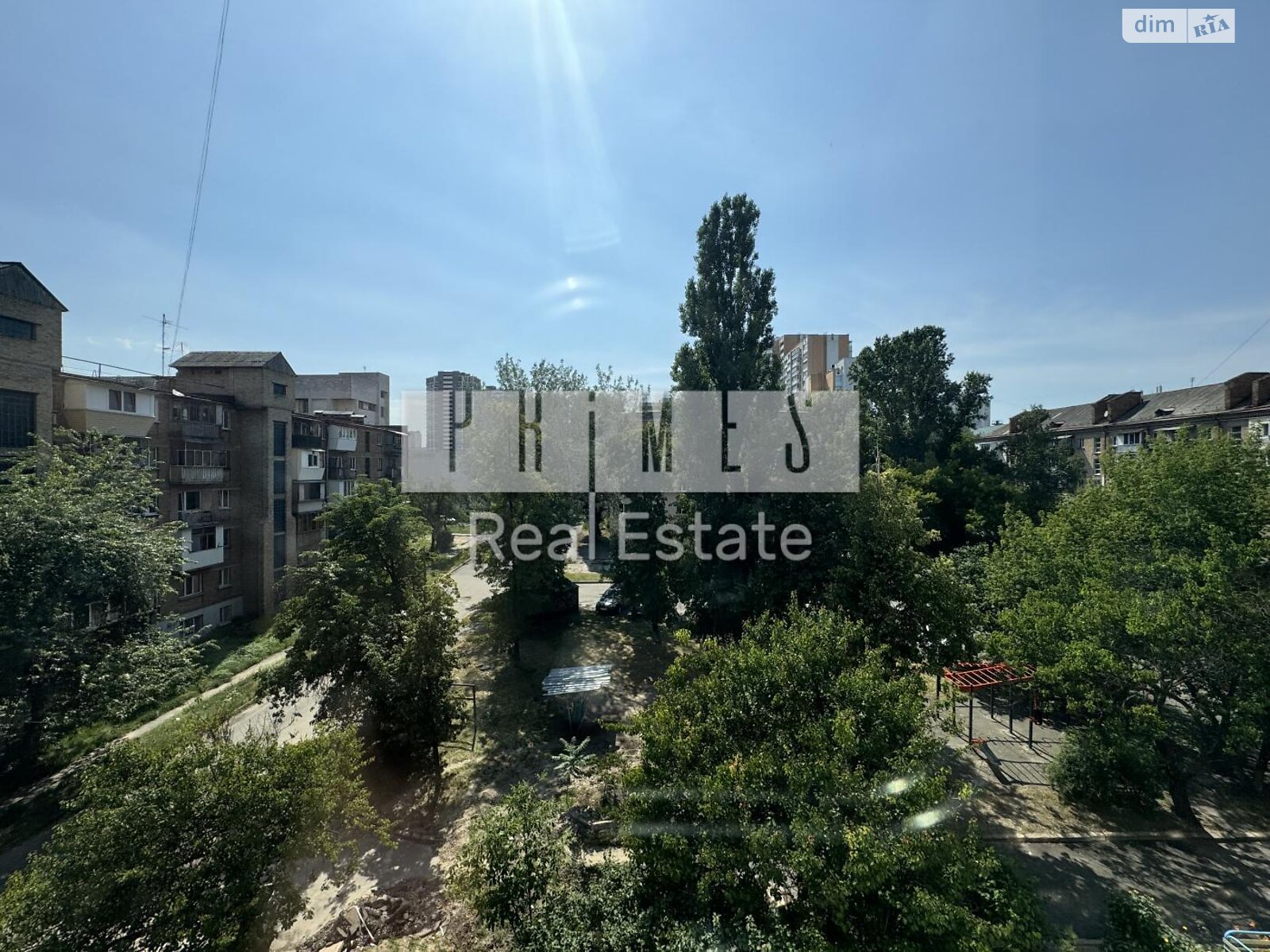 Продажа трехкомнатной квартиры в Киеве, на ул. Дашавская, район Караваевы Дачи фото 1 Продажа трехкомнатной квартиры в Киеве, на ул. Дашавская, район Караваевы Дачи фото 1