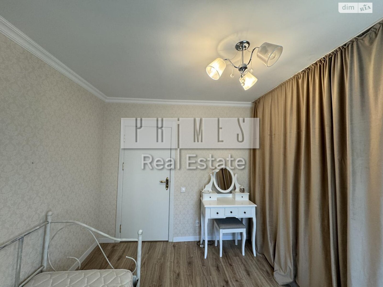 Продажа трехкомнатной квартиры в Киеве, на ул. Дашавская, район Караваевы Дачи фото 1 Продажа трехкомнатной квартиры в Киеве, на ул. Дашавская, район Караваевы Дачи фото 1