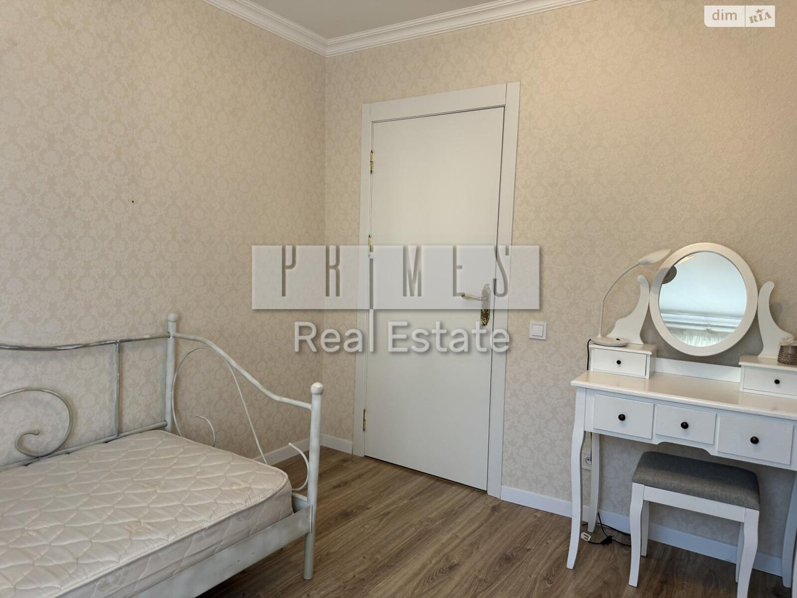 Продажа трехкомнатной квартиры в Киеве, на ул. Дашавская, район Караваевы Дачи фото 1 Продажа трехкомнатной квартиры в Киеве, на ул. Дашавская, район Караваевы Дачи фото 1